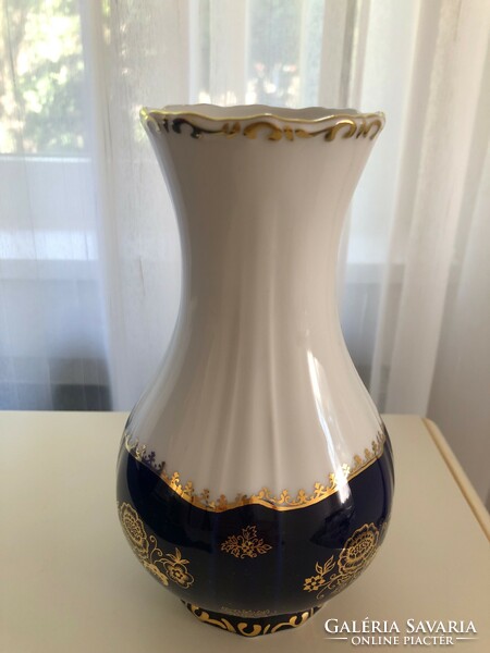 Pompadour zsolnay vase 18 cm