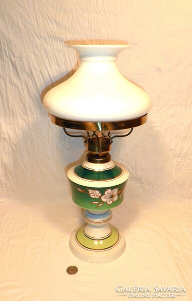Wallendorf table kerosene lamp.