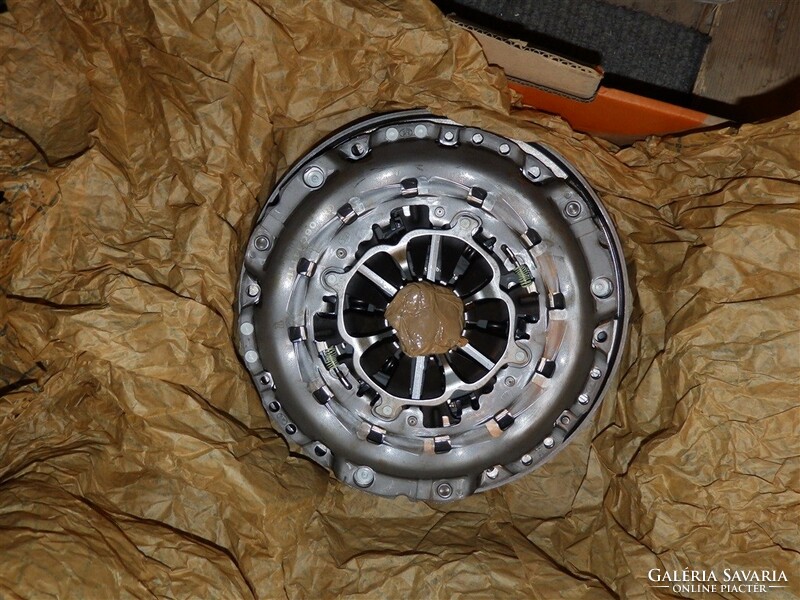 Clutch kit, dual mass flywheel, pressure plate, disc luk assigned to vw passat b5.5, audi, sk