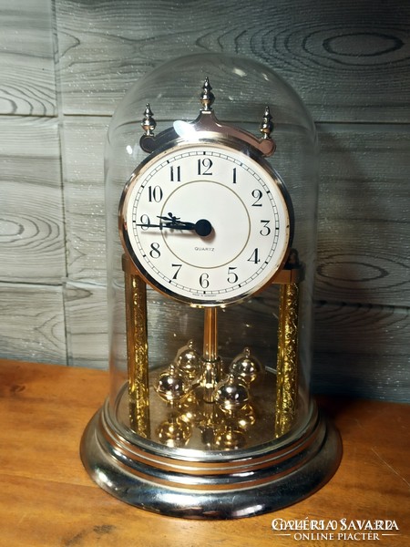 A beautiful large-sized drill pendulum clock