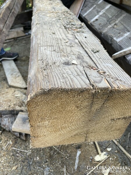 Split wooden beam, approx. 5 Meters, 20x25 cm