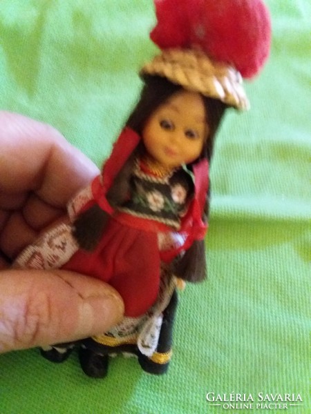 Antik nagyon szép spanyol / mexikói népviseletes pislogós baba 12 cm a képek szerint