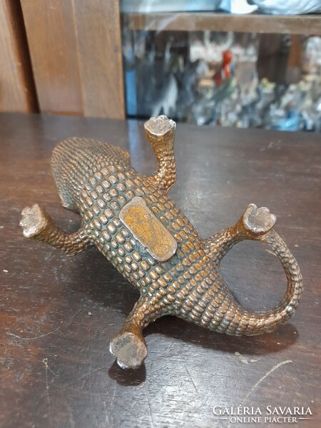 Bronze inscribed cast metal crocodile, alligator ashtray. 15 Cm.