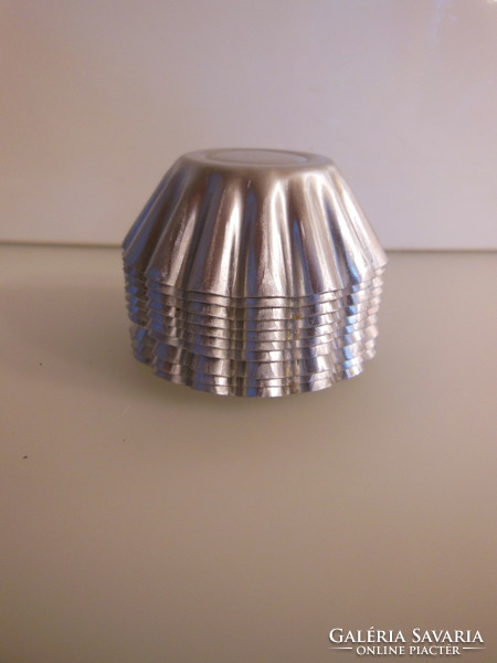 Baking tin - 10 pcs - aluminum - retro - unused - 6.5 x 2.5 cm