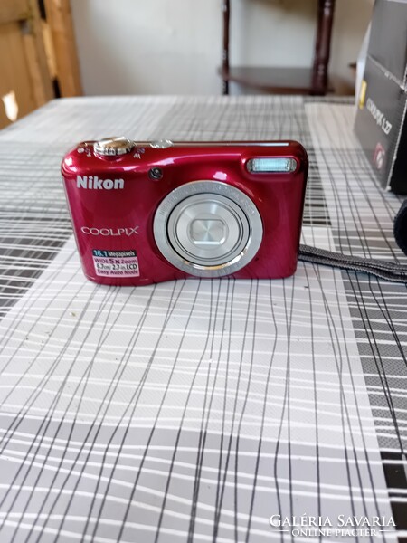 Nikon Coolpix L26 bordó piros 16MP