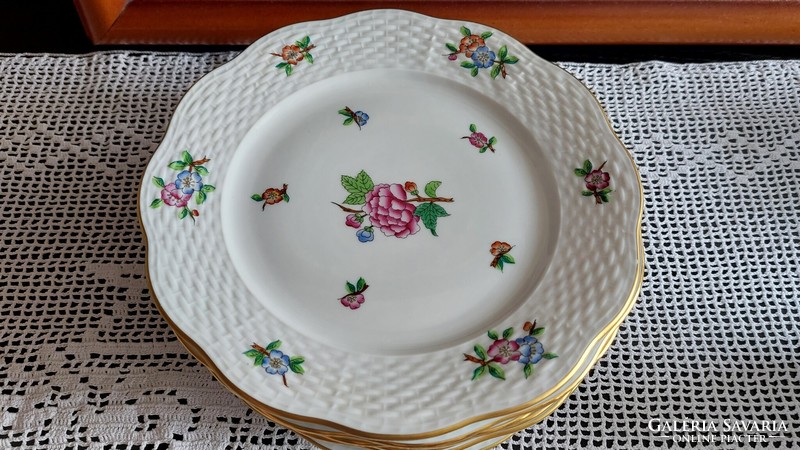 Herendi porcelán süteményes tányér (19 cm) 8 db.