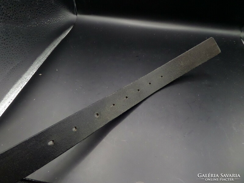 Yep! (Original) men's luxury leather belt length: 108 cm, width: 3 cm buckle: 3.5 x 3.5 cm
