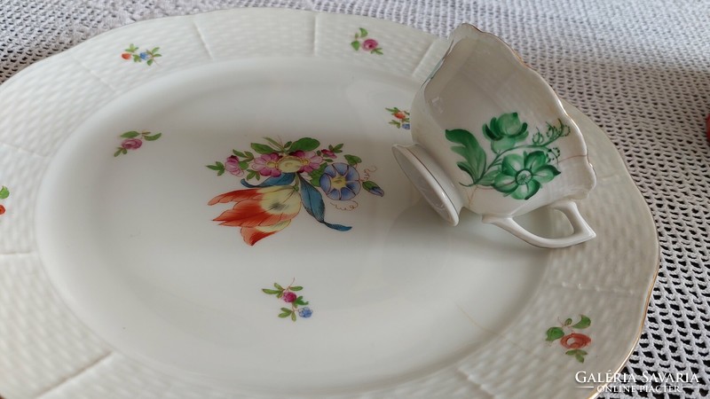 For creative purposes, Herend porcelain with hairline cracks (2 pieces)