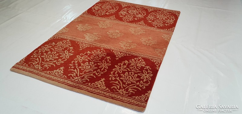3193 Beautiful 100% wool carpet 125x185cm free courier