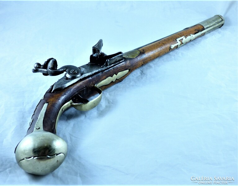 Luxurious, front-loading, flintlock pistol, approx. 1750!!!