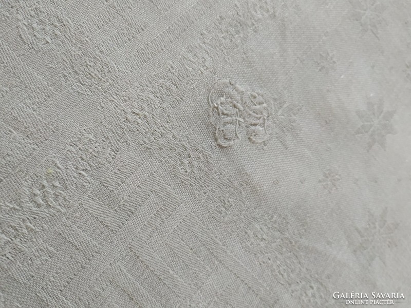 Szép mintájú damaszt szalvéta monogram hímzéssel, hibátlan, 100 éves (5)