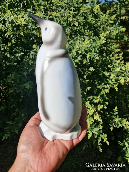 Hollóházi porcelán  pingvin figura nipp