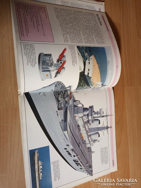 Modern Aircraft Carriers - Bill Gunston - 1993