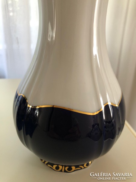 Blue-gold pompadour zsolnay vase