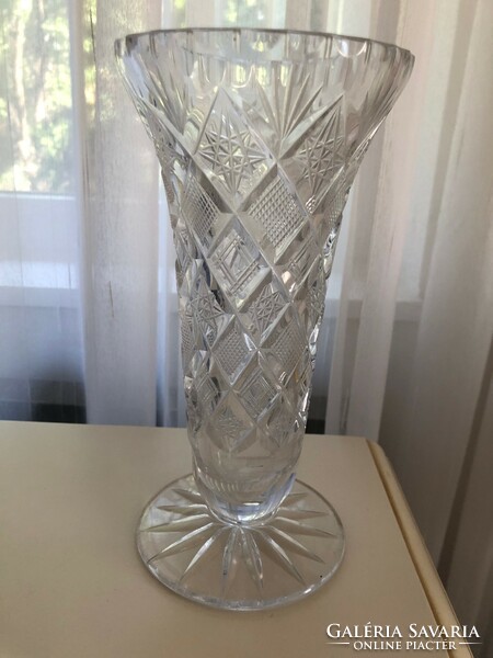 Ólomkrisztály váza 21 cm