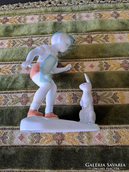 Aquincum porcelán fiú és nyuszi