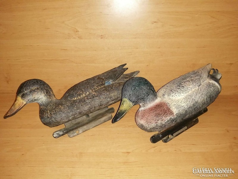 Old quality Italian plastic weight hunting accessories floating plastic decoy ducks