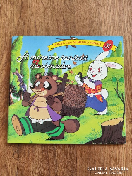 Narrative pamphlets of the Pest salon 31. The raccoon taught to be a moron 1994