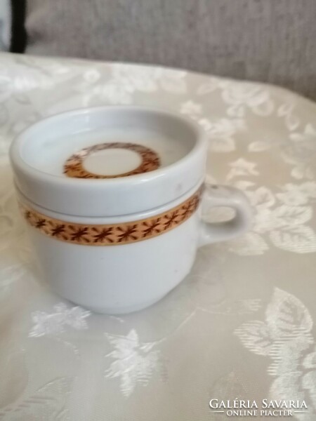 Alföldi káves csésze tetővel