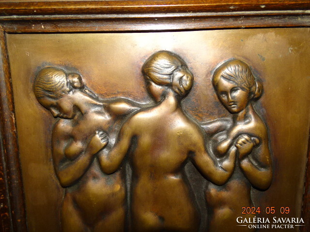 Ferenc Medgyessy (debrecen 1881-bp. 1958): Standing female nudes (3 graces) bronze mural plaque