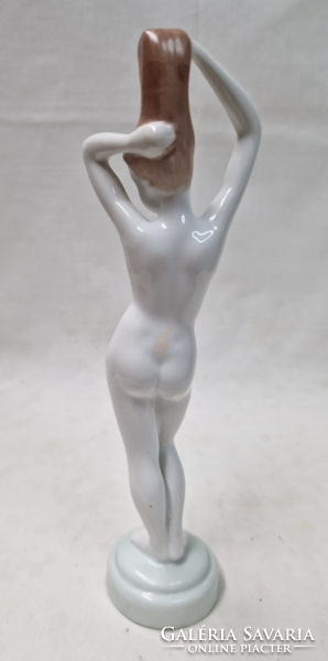 Aquincumi porcelán női álló akt figura hibátlan állapotban 24 cm.