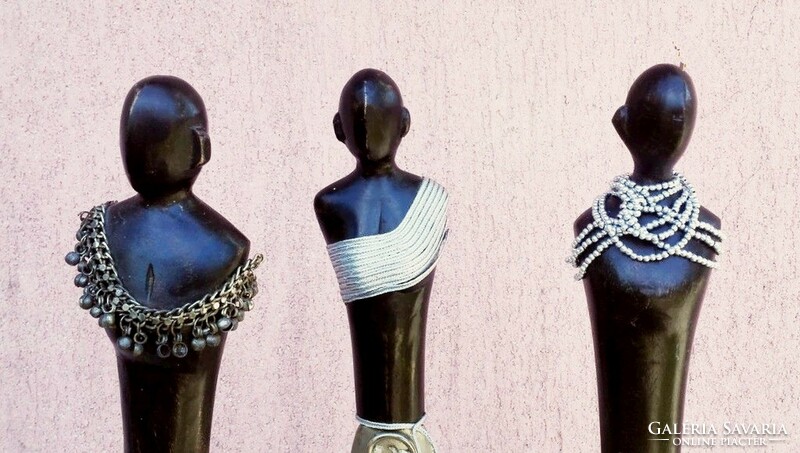Három grácia modern megfogalmazásban kézműves szoborcsoport, egyedi ritkaság
