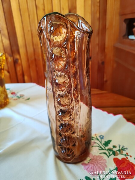 Cseh lazac színű, bütykös üveg váza 29.5 cm magas