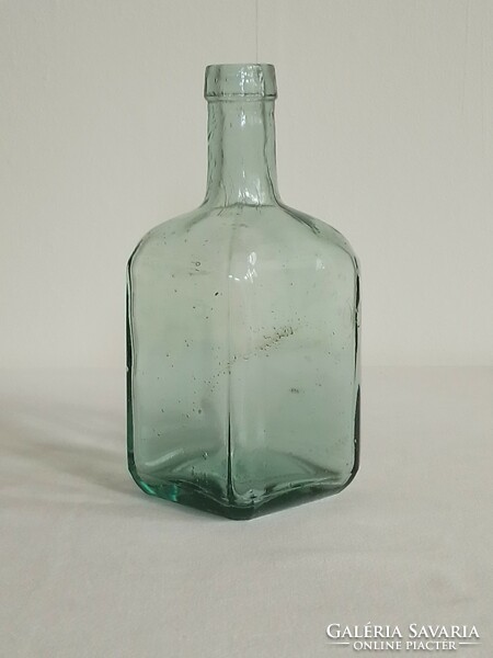 Antik régi szögletes vastag falú víz zöld gyógyszeres patika gyógyszertári üveg palack 15 cm