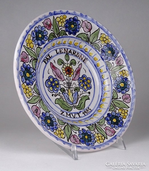 1R209 post-Ahabian style bella marked year ceramic wall plate 22 cm