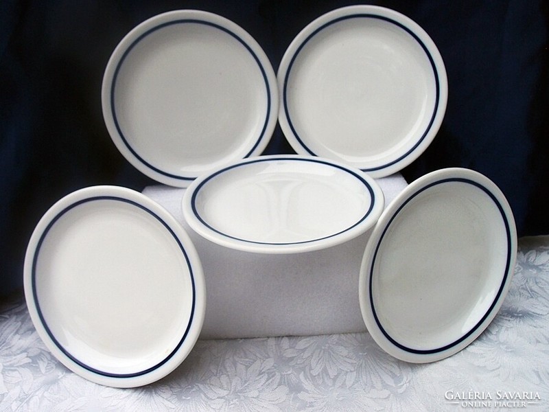 5 Lowland plates 16.5 cm