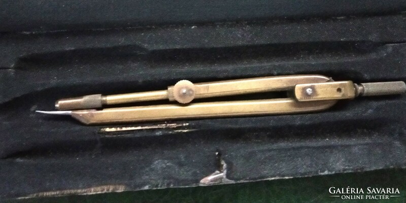 Antique brass compass in original wooden box collector's item