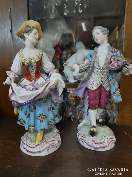 Alt German, Germany passau dressel, kister & co 1908, baroque flower basket porcelain couple figure. 21 Cm.