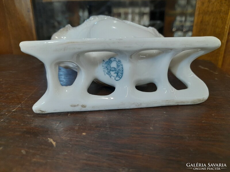 Austria Vikrtoria,Schmidt & Co Carlsbad 1891-1918 Virág Mintás Porcelán Szánkó.12 cm.
