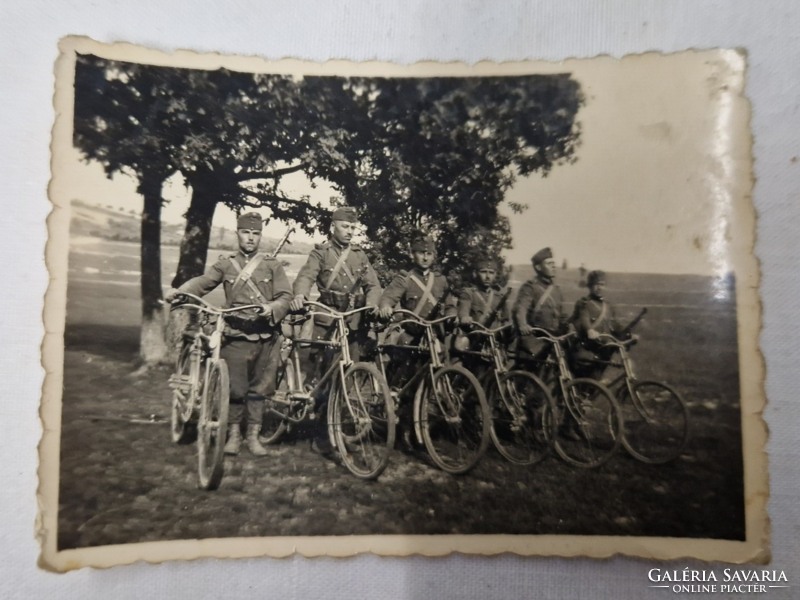 II. World War photo. Hungarian bicycle soldiers at work 1939. May 2.