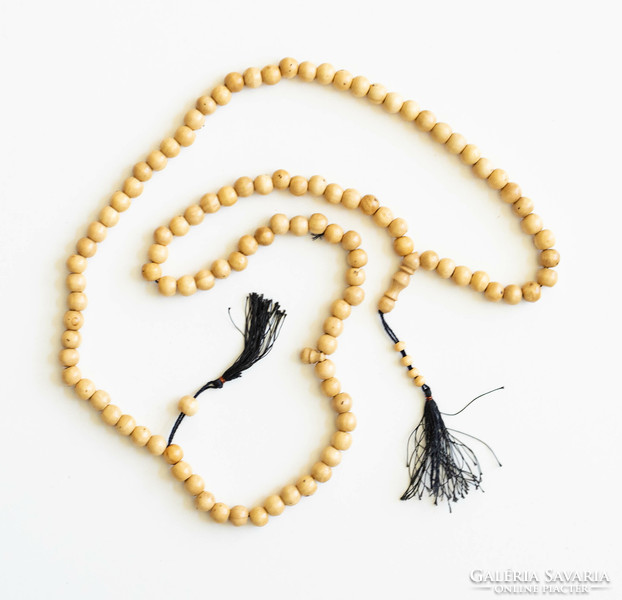 Buddhist mala chain - made of wooden beads - prayer beads for meditation