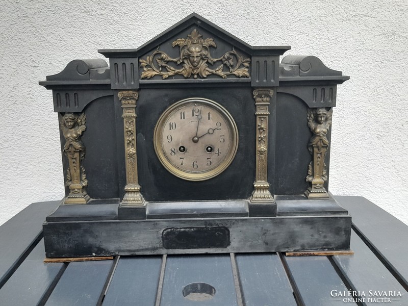 1,-Ft Gyönyörű antik kandalló óra az 1800-as évek végéről