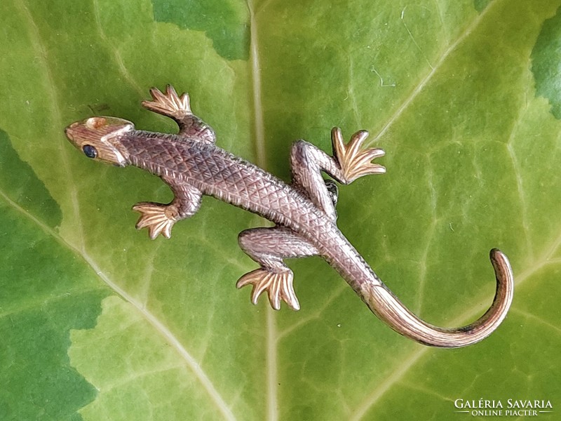 Gekkó alakú bross fém gyík kitűző