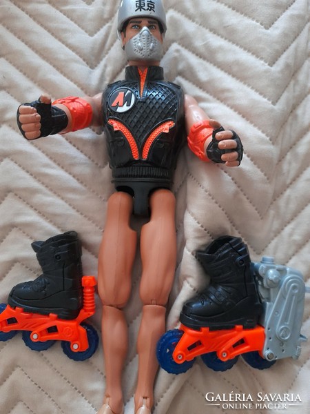 Retro vegyes Barbie baba csomag + a görkoris  Man