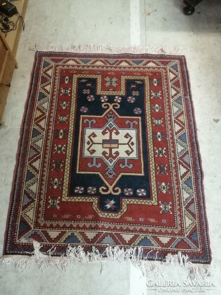 Antique handmade rug 120x150 cm