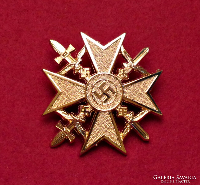 Német második világháborús spanyol aranykereszt karddal - REPRO