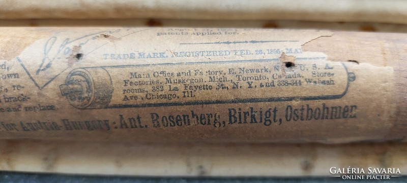 Antique wooden blind, exclusive distributor of the American license (1895) anton rosenbergbirkingt-paper label
