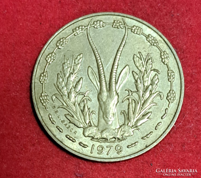 1979. South Africa 10 francs (428)