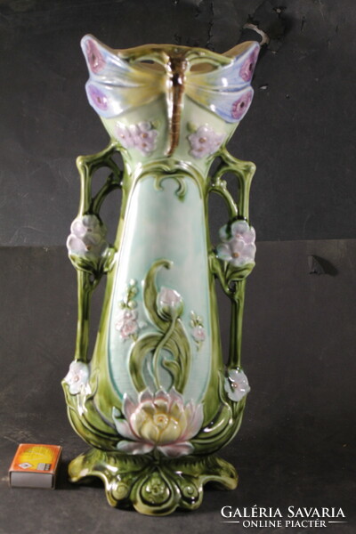 Antik majolika füles váza 302