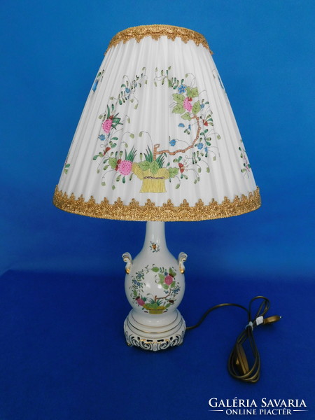 Herend colorful lamp with Indian pattern