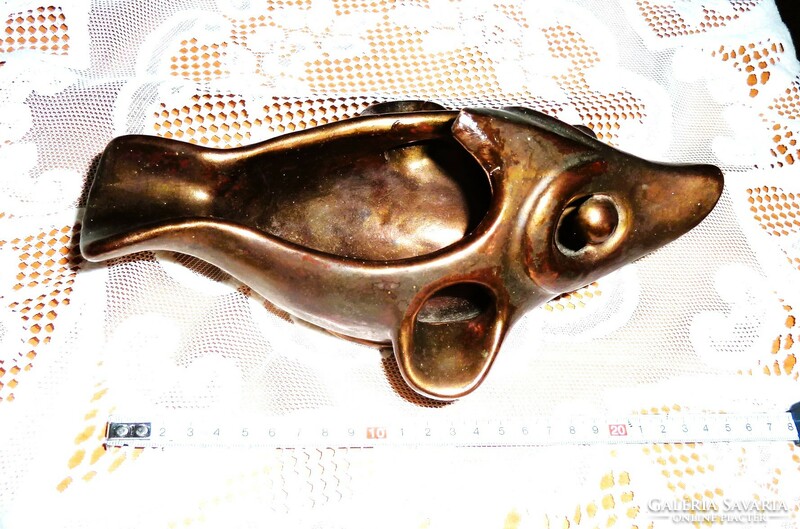 Bronz szinü kerámia halacska formáju kis tartó, akár hamutartó hossza 19 cm