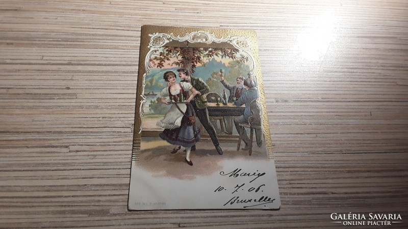 Antik romantikus dombornyomott képeslap.