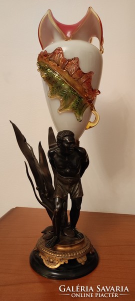 Unique Italian bronze statue, with a glass cup from Murano