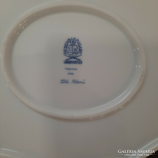 Herendi virágmintás porcelán kínáló tál. 1.oszt. Aláírt