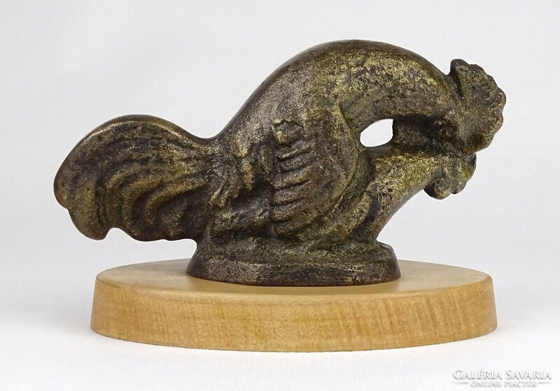 1S249 Bronz kakas szobor fa talapzaton