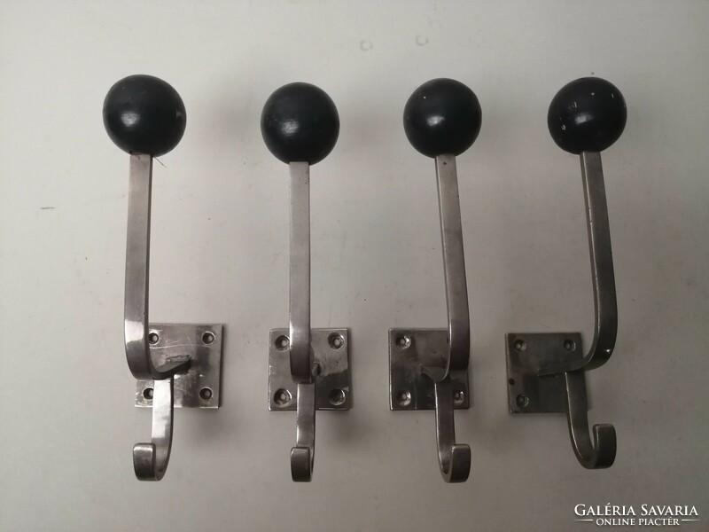 ART DECO RUHAAKASZTÓ  -  4 DB  -  BAUHAUS COATHOOKS
